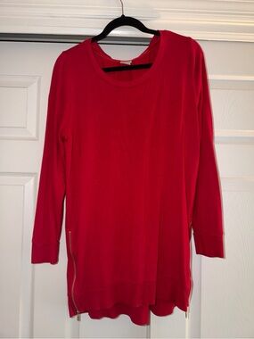 Long Red Sweatshirt Type Top With Side Zipper Detail Size 12/14 Chico’s Zenergy